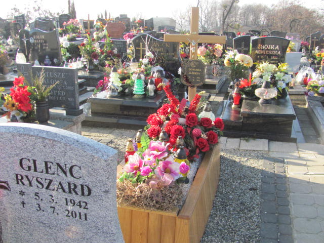 Erwin Ochojski 1942 Gorzyce - Grobonet - Wyszukiwarka osób pochowanych