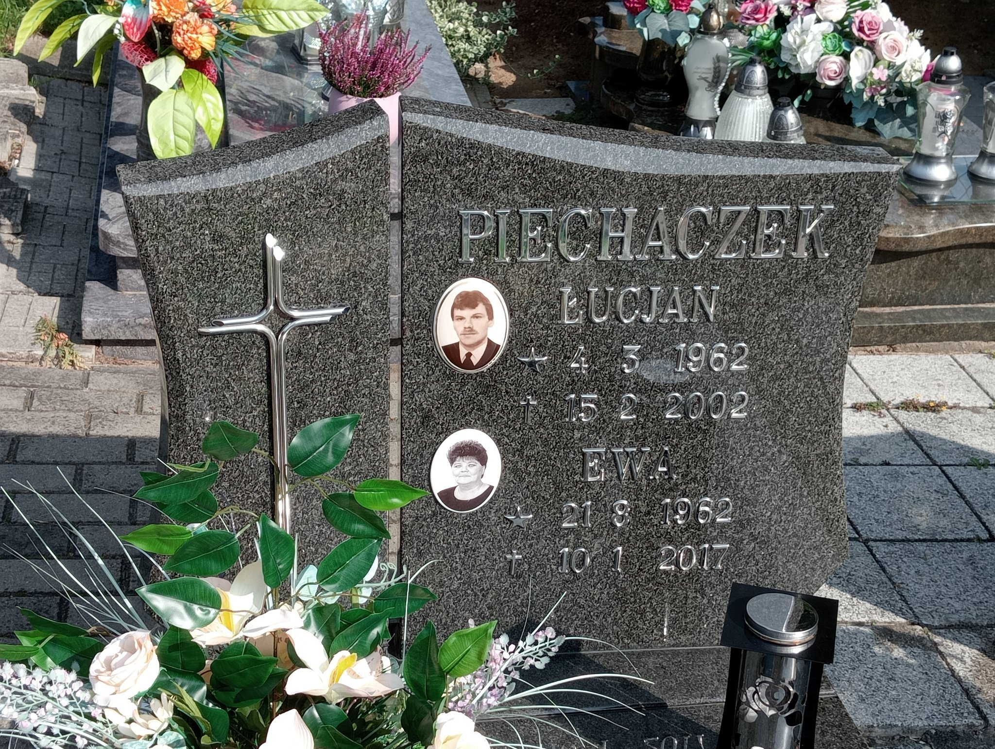 Ewa Piechaczek 1962 Gorzyce - Grobonet - Wyszukiwarka osób pochowanych